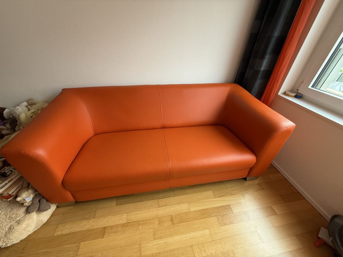 Divani: neuwertiges, bequemes designersofa – Nuovo (secondo la descrizione) da Rotkreuz venduto da SpitfireSG