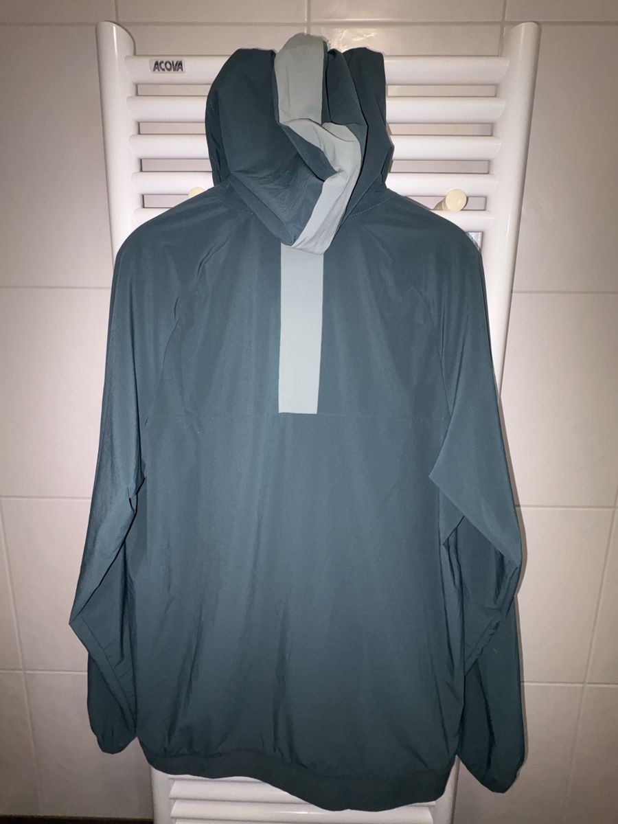 Nike Vestes: NIKE PRO Running veste – Neuf (Voir description) à Belfaux par Thoma.St 1