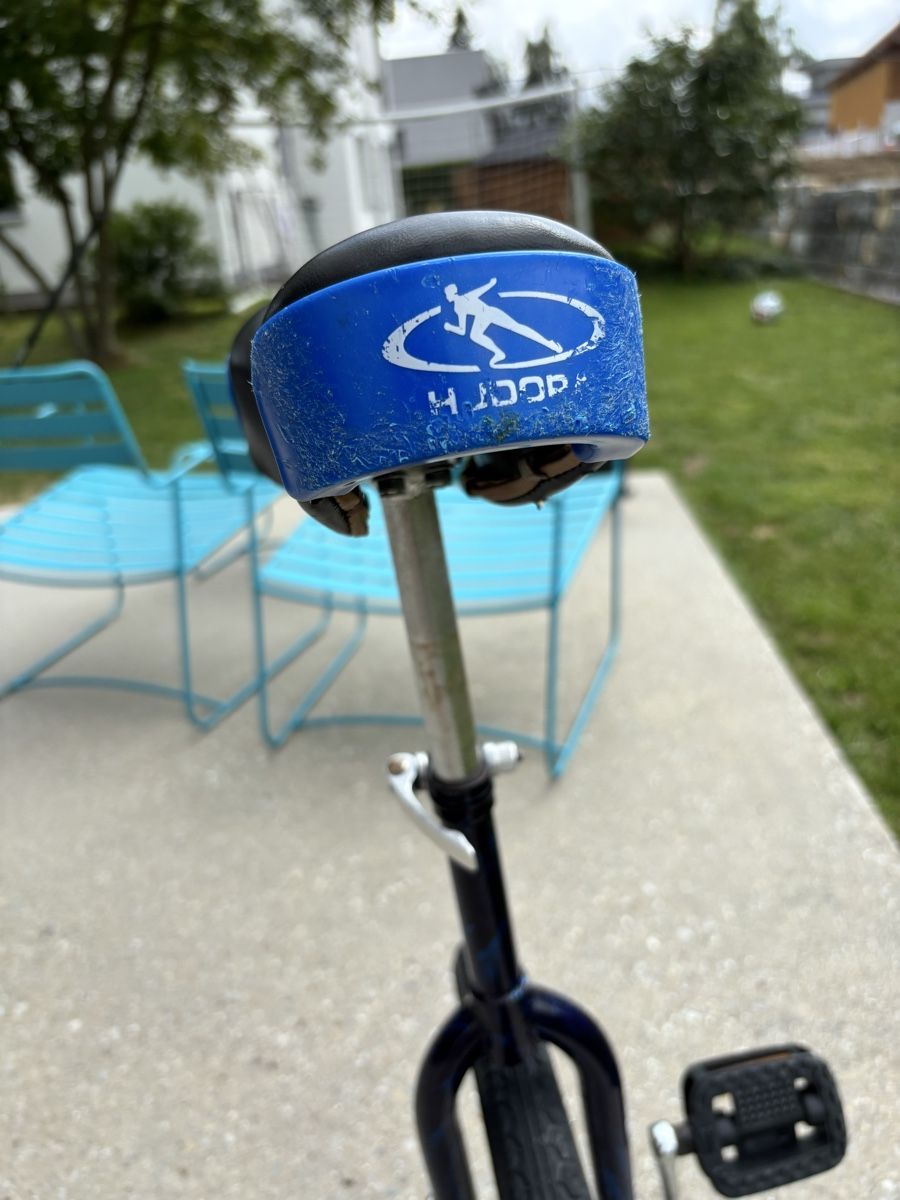Velos: Einrad Hudora, Balancer R20, mit Ständer – Gebraucht aus Rain von Denbie 3