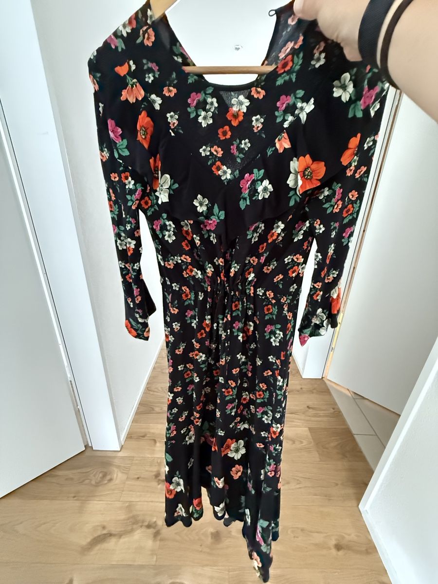 Maje Vestiti: MAJE Kleid – Usato da Egg b. Zürich venduto da sanaxenia 3