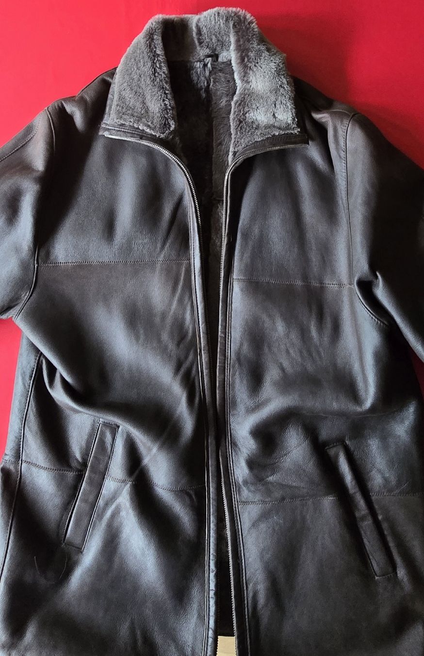 Vestes: Neuwertige Lederjacke – Neuf (Voir description) à Winterthur par Bluedrummer52