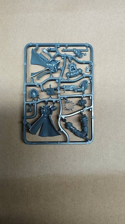 Kits de montage: warhammer 40k space marines Chaplain – D'occasion à Bern par Reader01 1