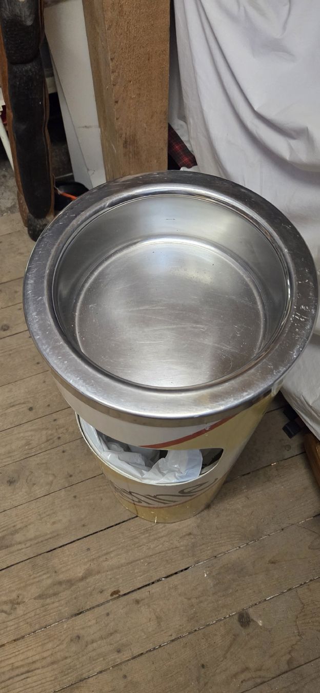 Cestini per rifiuti: Abfalleimer mit Aschenbecher Parisienne – Usato da Wädenswil venduto da weihpos 2