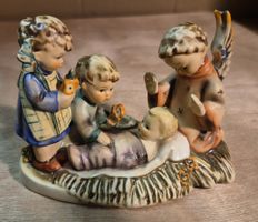 Goebel Hummel Figur HUM 54 "Silent Night" / "Stille Nacht"