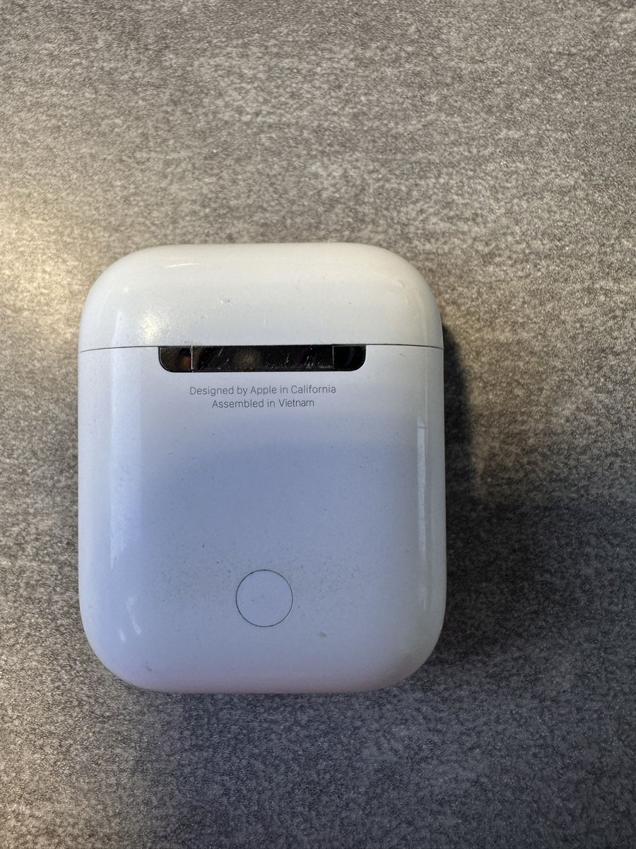 Apple Kopfhörer: Écouteurs Apple AirPods 2 – Gebraucht aus Le Lignon von Latenterouge 3