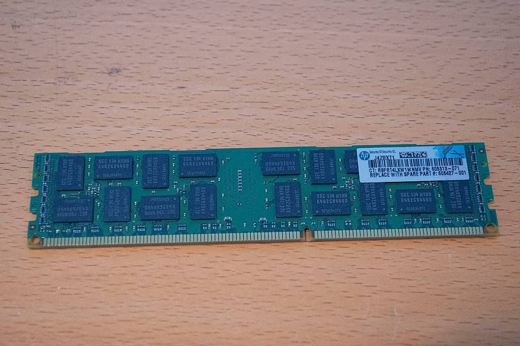 Samsung Memory / RAM: RAM DDR3 ECC 8GB - Prix pour le lot entier – Gebraucht aus Tatroz von schnibee 2