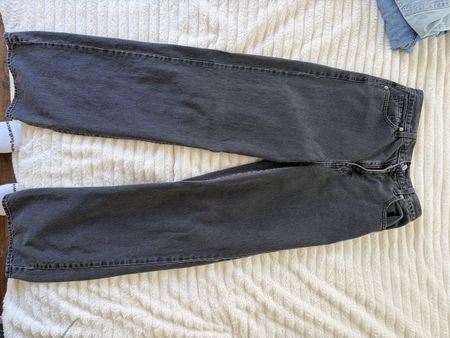 LEVIS high waisted straight W28/L31