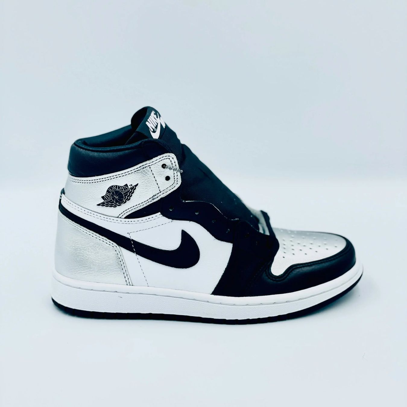 Jordan Damenschuhe: Nike Air Jordan 1 Retro High Silver Toe EU 36.5 – Neu und originalverpackt aus Erlinsbach von sasneakers 1