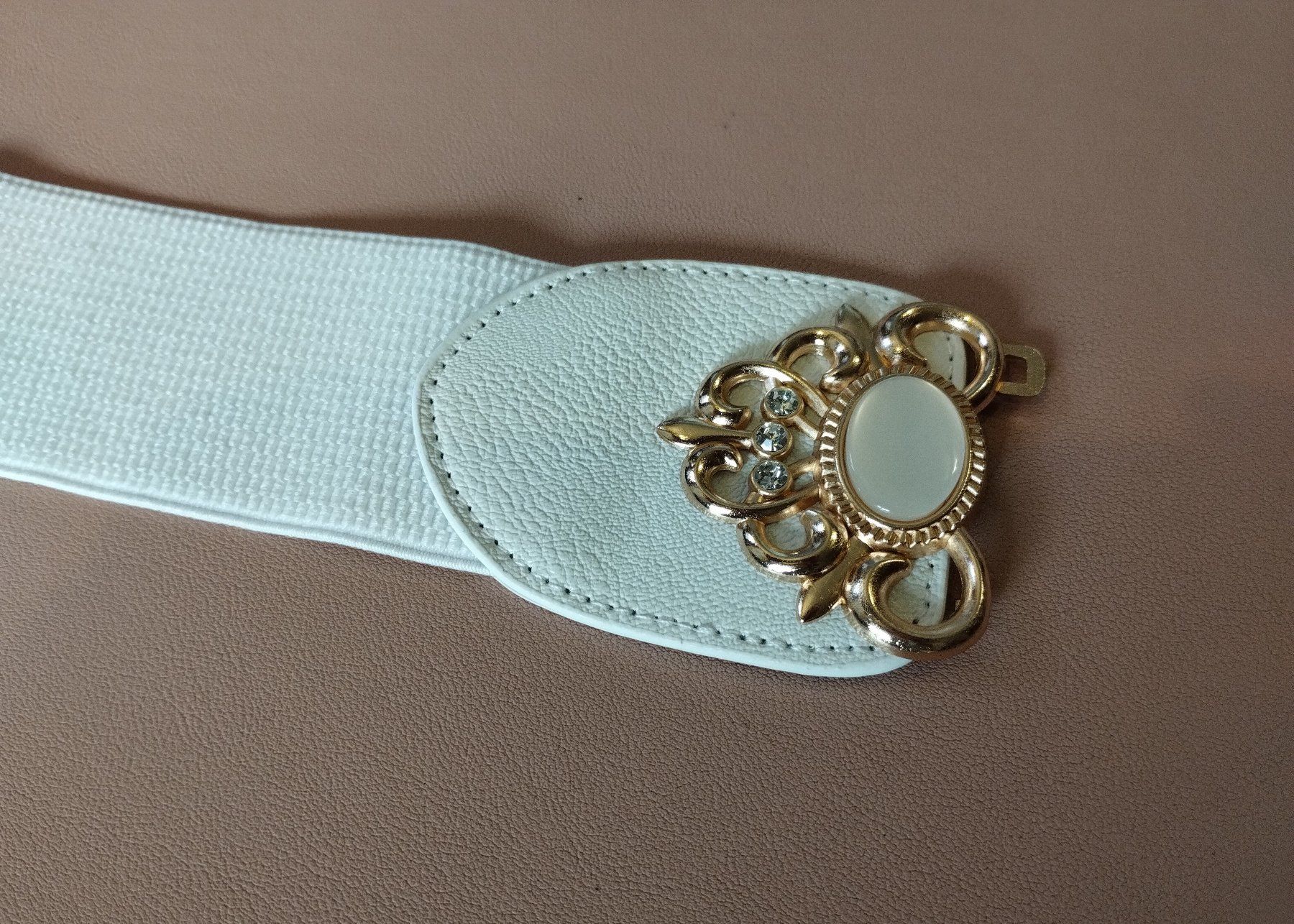 Cinture: Weisser elastischer Gürtel Retro-Stil - Ceinture élastique – Nuovo e nell'imballaggio originale da Lausanne venduto da FASHION-WORLD-SHOP 4