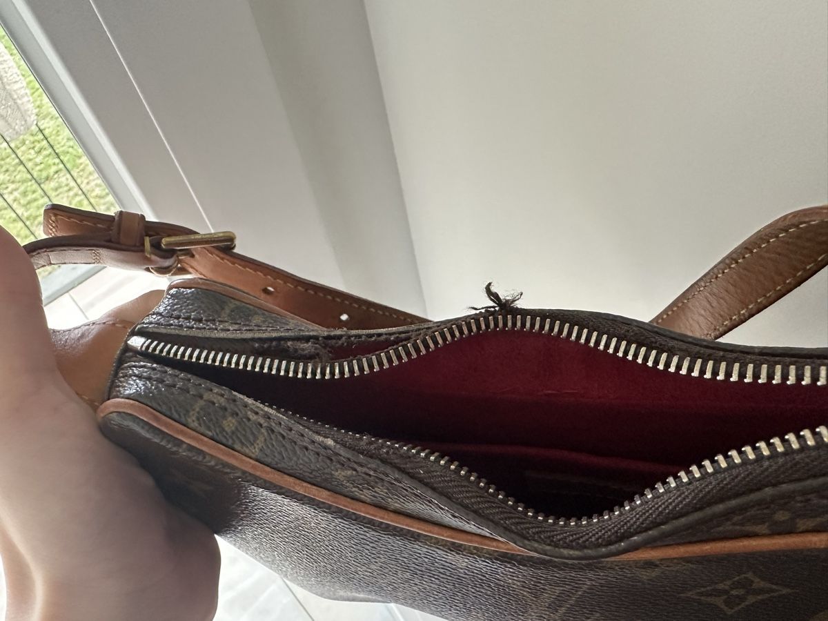 Louis Vuitton Borse da donna: Louis Vuitton croissant bag – Usato da Mülligen venduto da Terezah 3