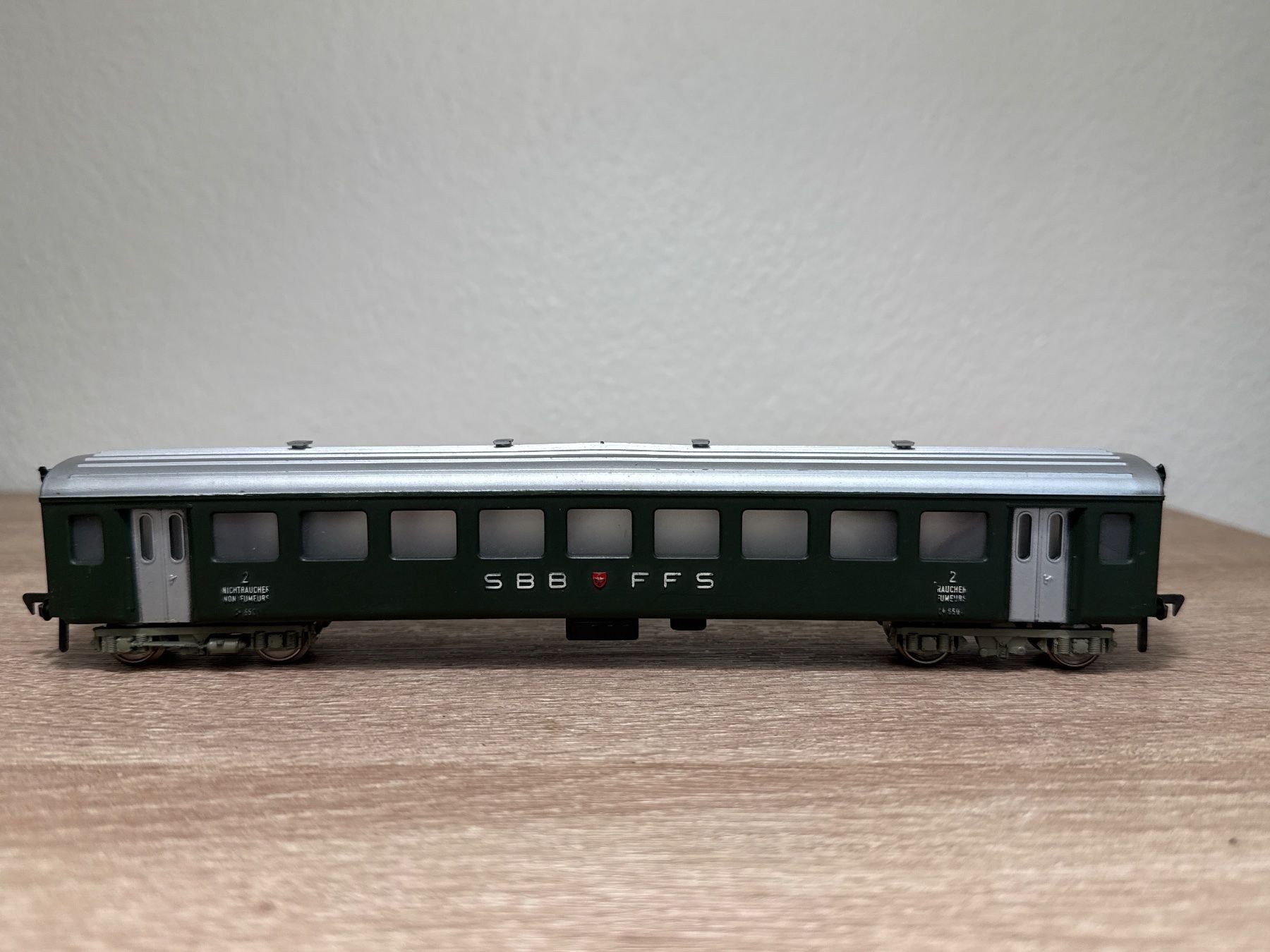 Fleischmann Modellini di ferrovie: Fleischmann Personenwagen SBB H0 (285) – Usato da St-Aubin-Sauges venduto da Lo_Go