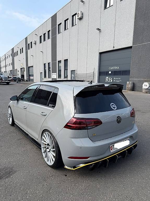 Automobili: VW  GOLF 7.5R    – Usato da Cadenazzo venduto da LuismacchineSagl 3