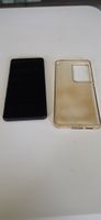 Smartphone Samsung Galaxy S21 Ultra nero con custodia