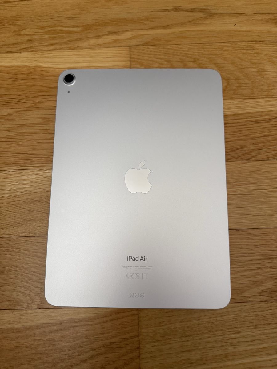 Apple Tablet PC: IPad Air 11 2024, 128GB  – Gebraucht aus Lyss von Schuschuu. 1
