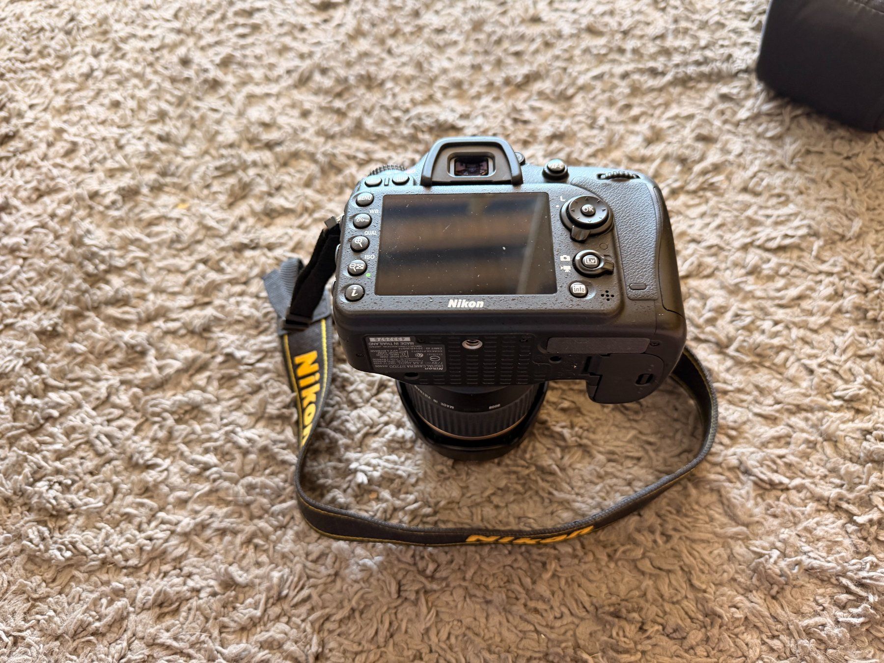 Nikon Fotocamera: Nikon D7200 Spiegelreflexkamera mit Tamarobjektiv – Usato da Mellingen venduto da Oliviampm 3