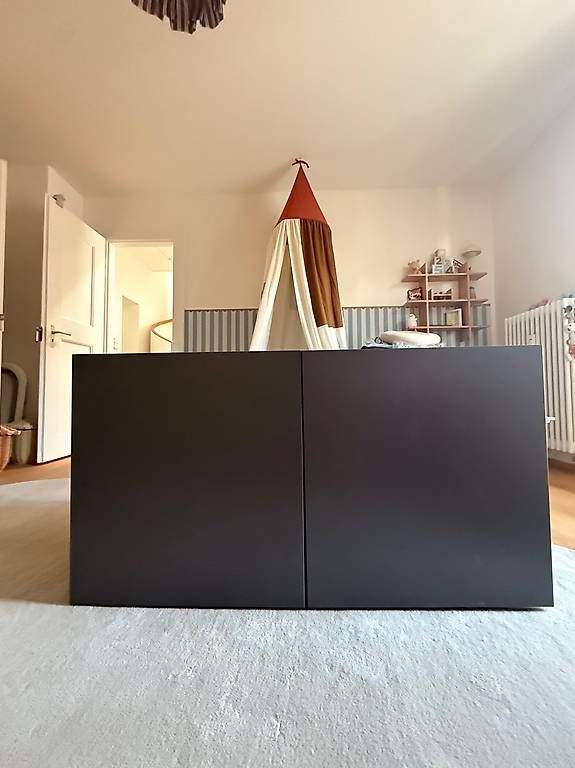 Cassettiere: Ikea Besta Sideboard – Usato da Zürich venduto da gnvb 2