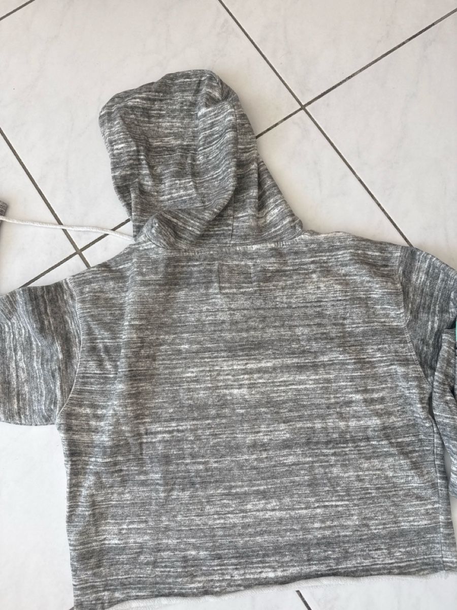 Maglioni & Felpe: Hoodie Bench Gr 36/38 – Usato da Zell ZH venduto da Guffos 2