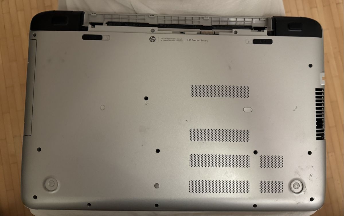 Hewlett Packard Notebooks: HP ProtectSmart  – Defekt aus Adliswil von Busys 2