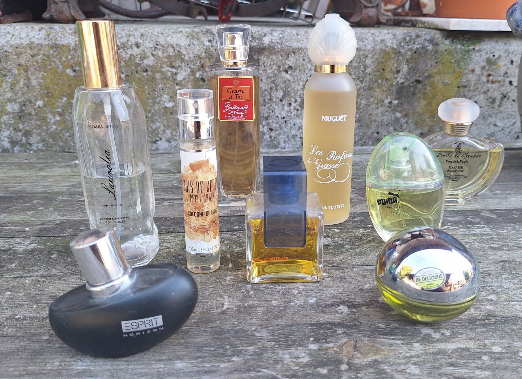 Parfum & Eau de Toilette: Parfum Set, verschiedene Düfte – Gebraucht aus Weinfelden von JoeBaer