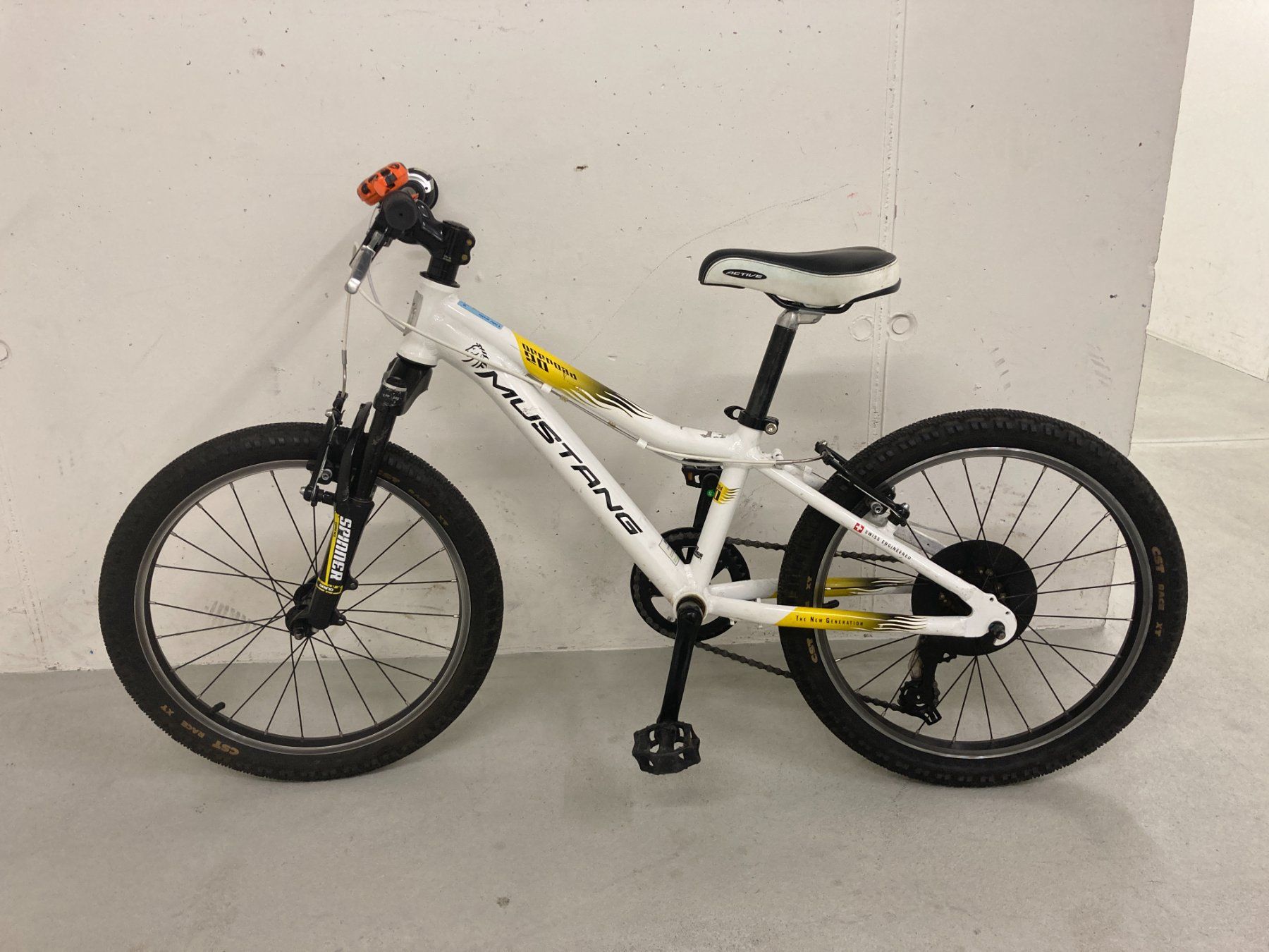 Velos: Mustang Kinder Mountainbike – Gebraucht aus Thalwil von taigeki