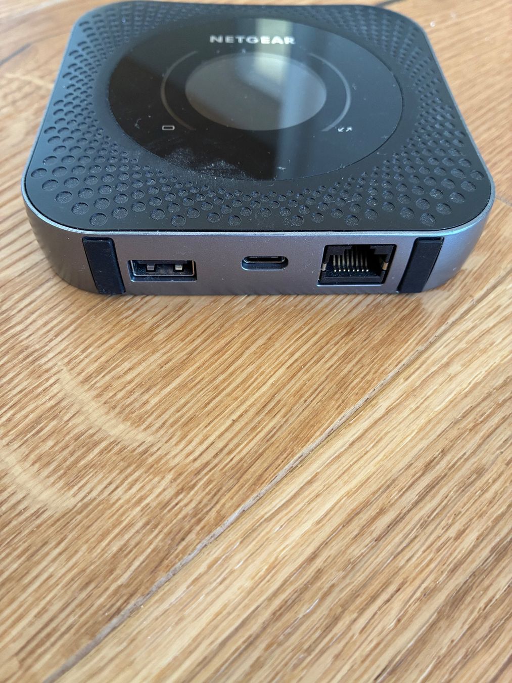Netgear Modems & Routeurs: Netgear Hotspot Nighthawk M1 – D'occasion à Oberdorf SO par RSB21 1