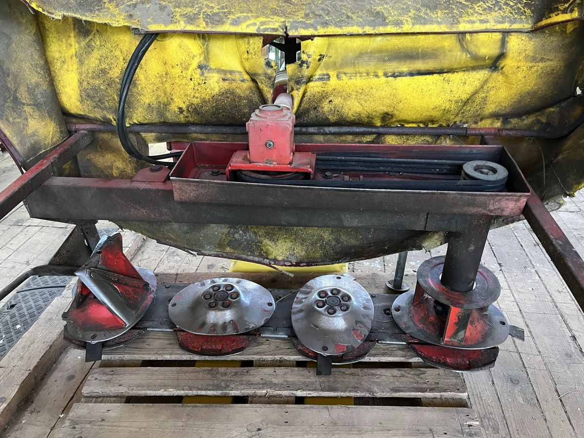 Tutte le macchine: Mähwerk Mörtel170cm zu TT33 – Usato da Frutigen venduto da paz63 1