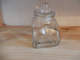 Vorratsglas Glas mit Deckel 12cm hoch guter Zustand