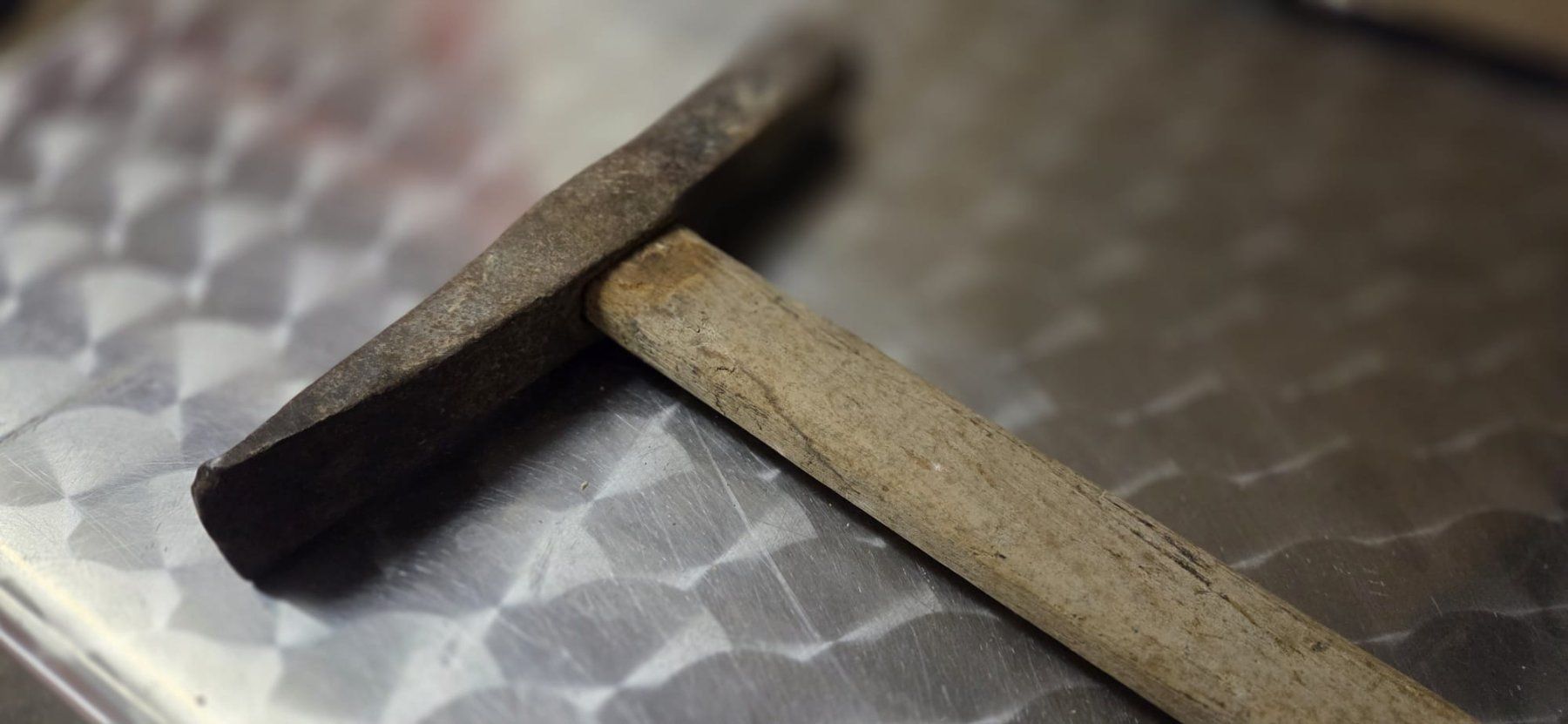 Alle Werkzeuge: Alter Maurer Hammer – Gebraucht aus Niederbipp von Trude04 2
