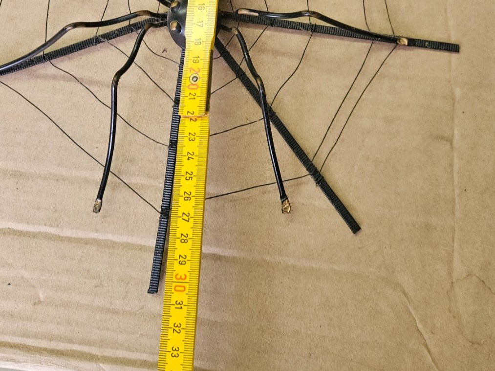 Tutte le decorazioni: Ragno decorativo in metallo – Usato da Melano venduto da H-Sara 1