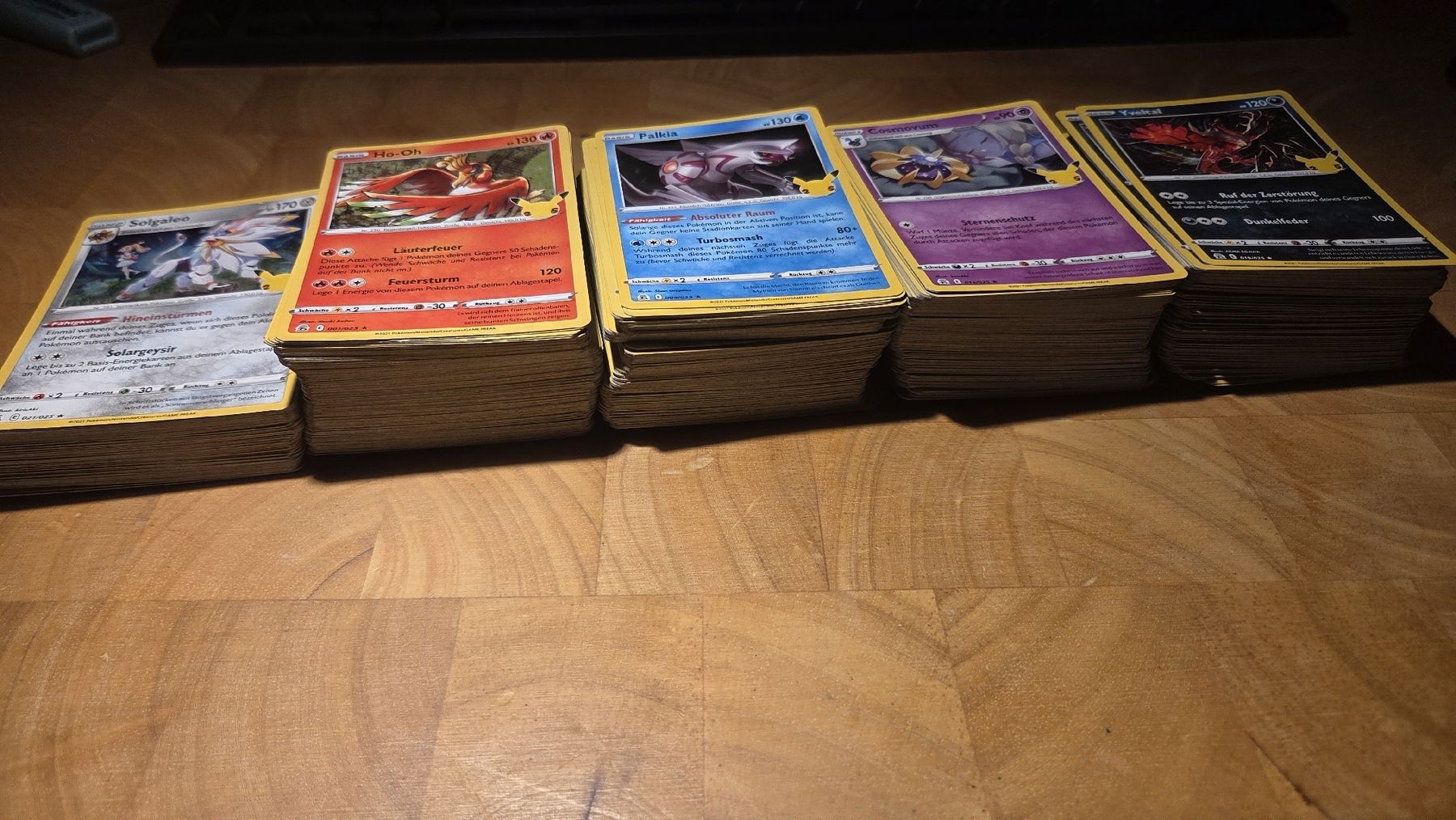 Pokémon Carte collezionabili: 25th Celebration Pokémon Holos – Nuovo (secondo la descrizione) da Birmensdorf ZH venduto da JebBush 1