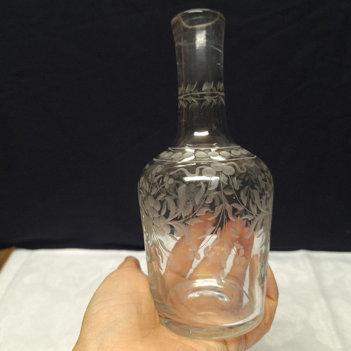 Caraffe: Versand möglich! Glaskaraffe,  Karaffe,  romantisches Muster – Usato da Winterthur venduto da Goldpipau 3
