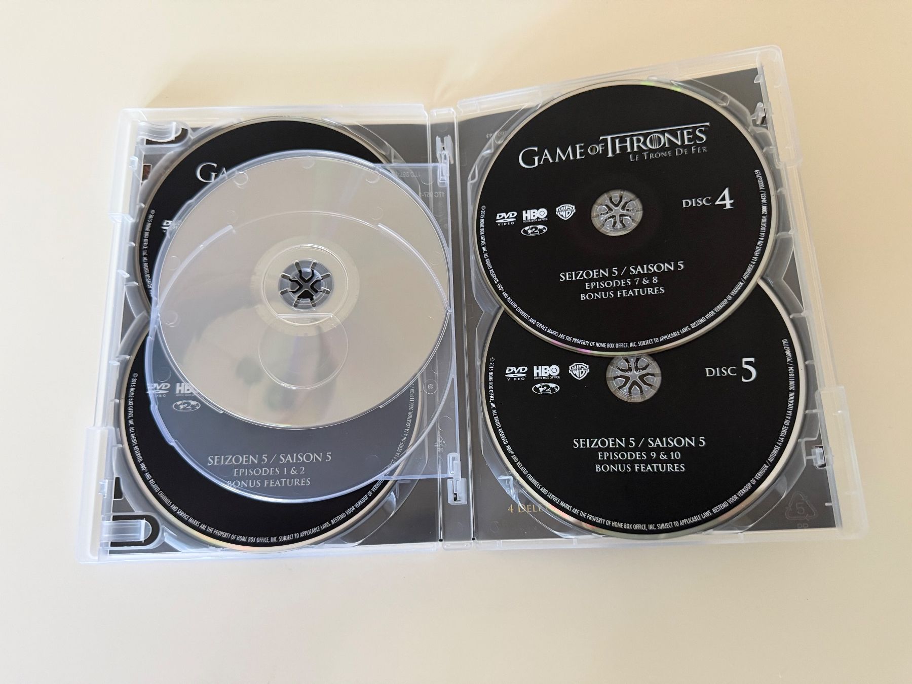 Tutti i DVDs: Game of Thrones Staffel 5 DVD Box Set 5 Discs – Nuovo (secondo la descrizione) da Altstätten SG venduto da sheamus 4