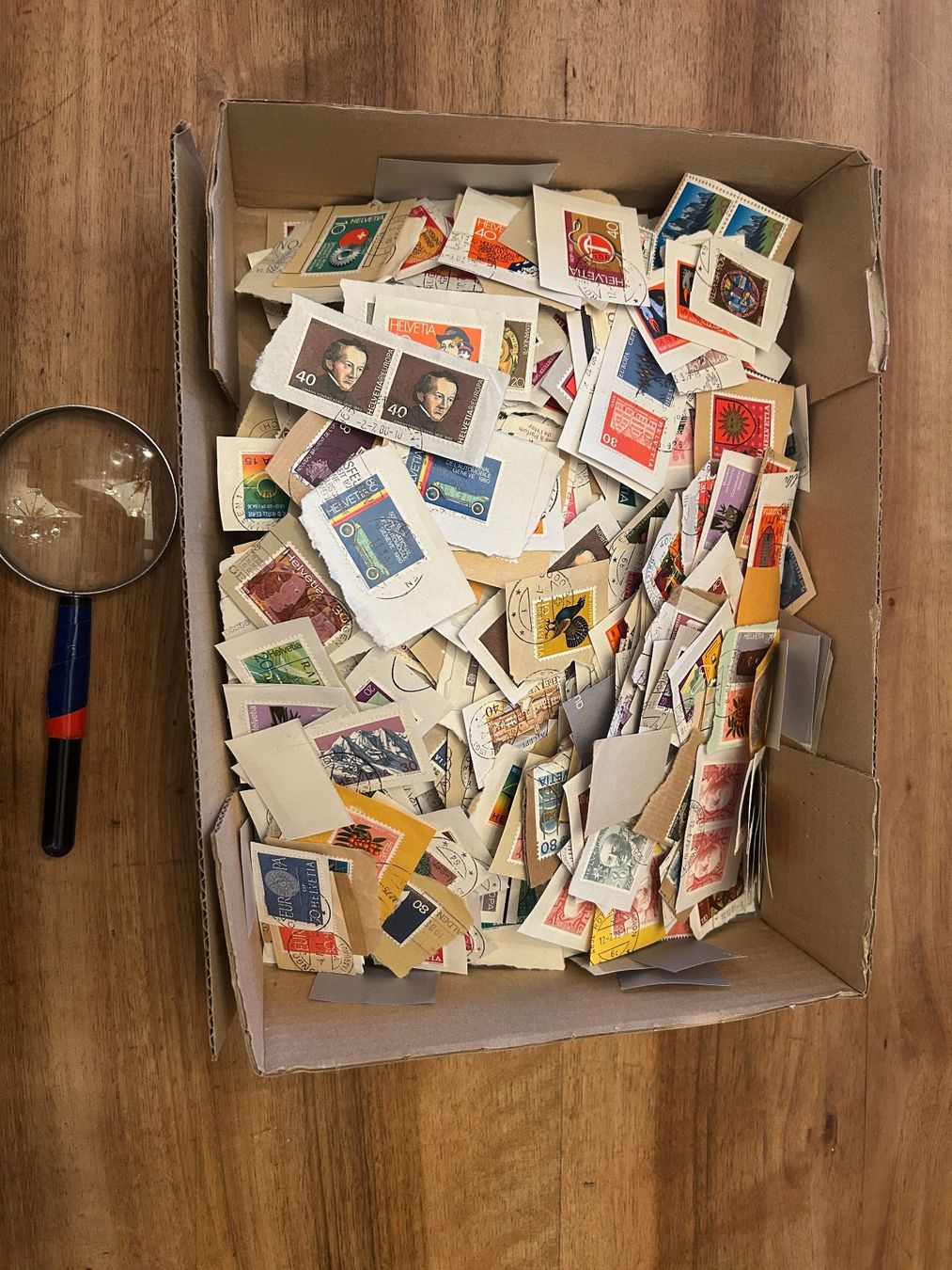 Tutti i francobolli: Schweizer Briefmarken zum Abnehmen – Usato da Unterentfelden venduto da goodproducts 6