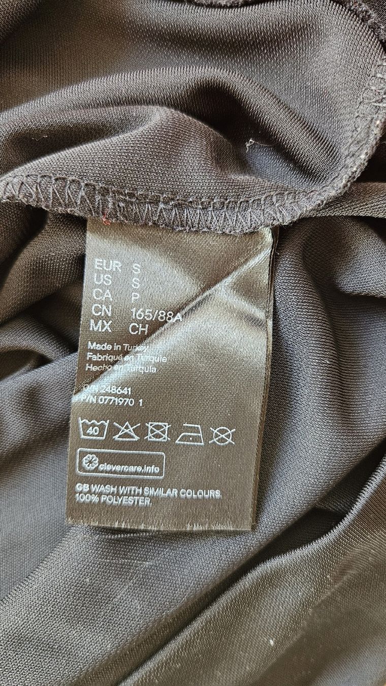 H&M Camicette: Elegantes schwarzes H&M Oberteil Gr. S – Usato da Sevelen venduto da sweet-sinems 2