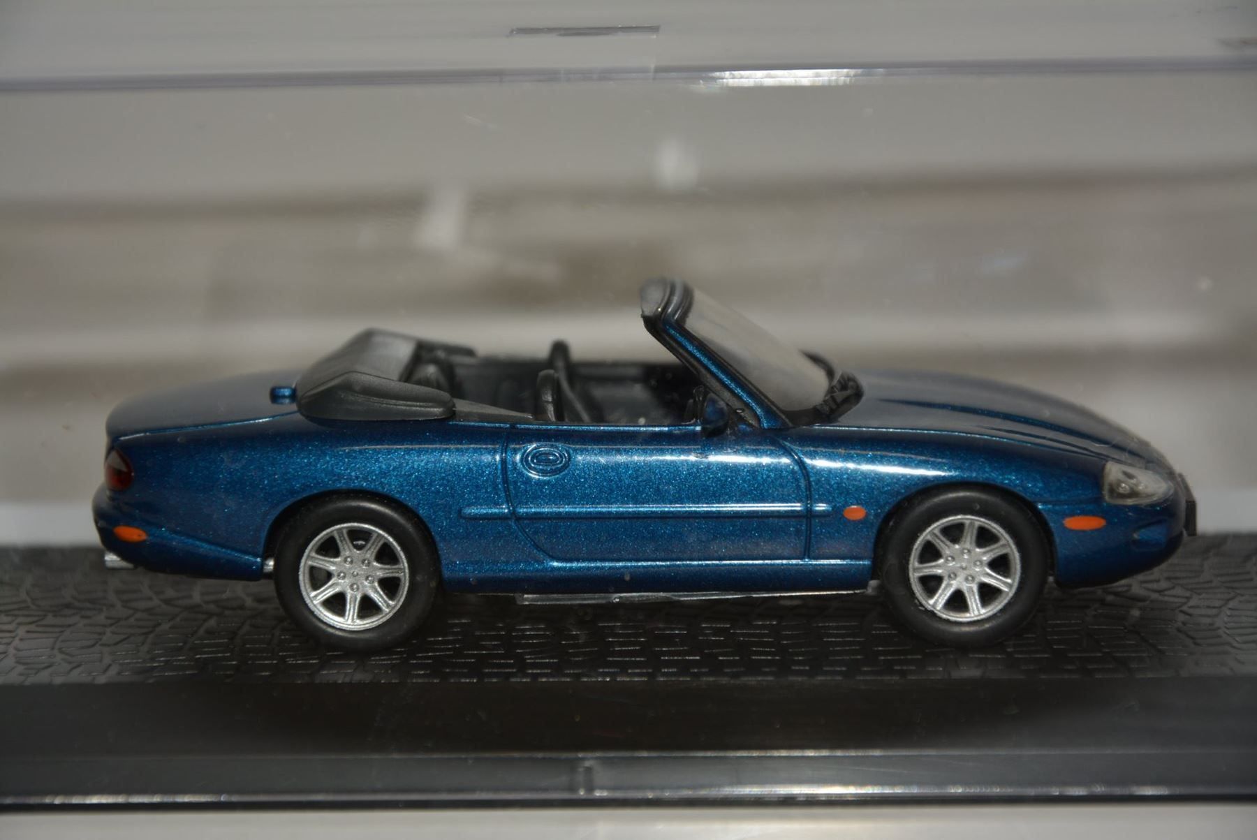 Jaguar Modellautos: Jaguar XK8 Convertible 1996 , 1:43 – Neu (gemäss Beschreibung) aus Goldach von Feivel9 1