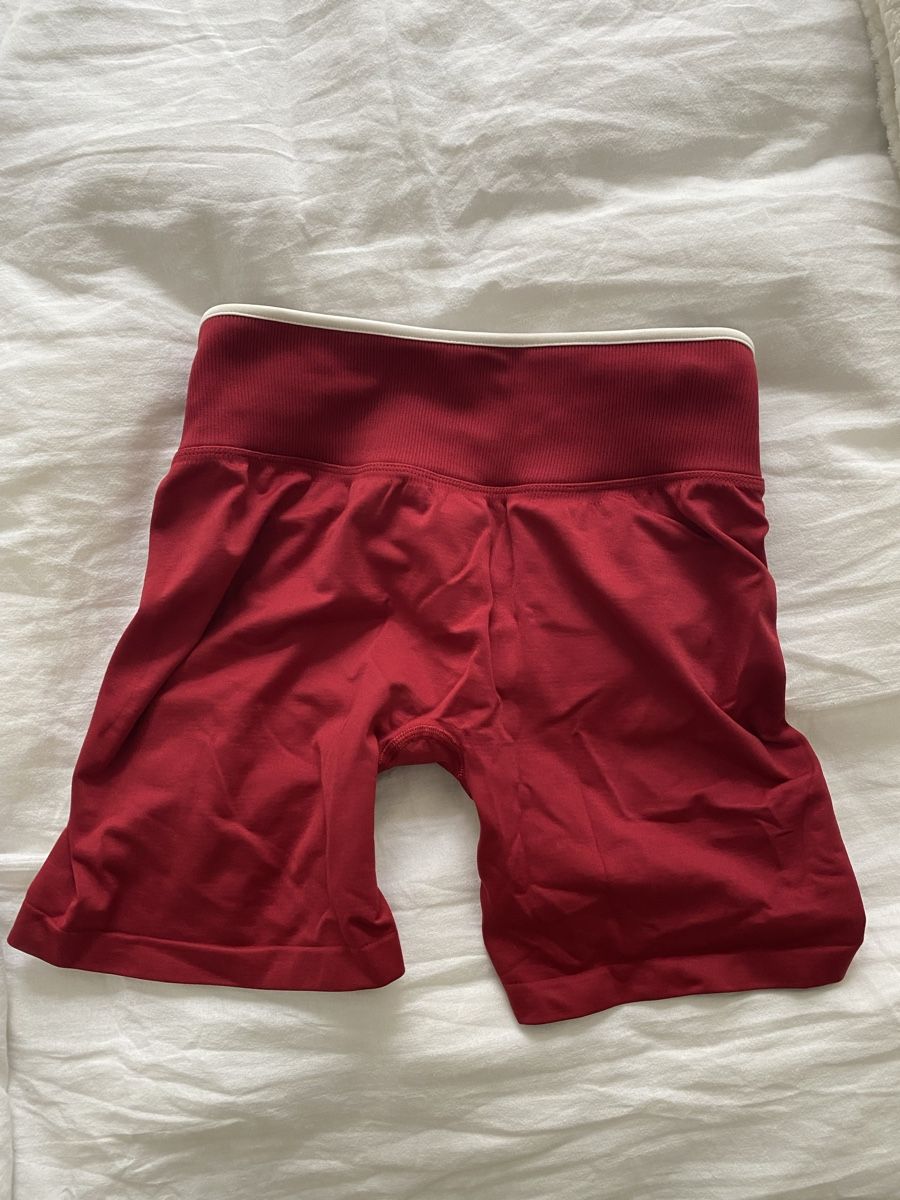 Teveo Leggings: Teveo Contrastline Shorts Cherry – Neuf (Voir description) à Bern par lessi101 4