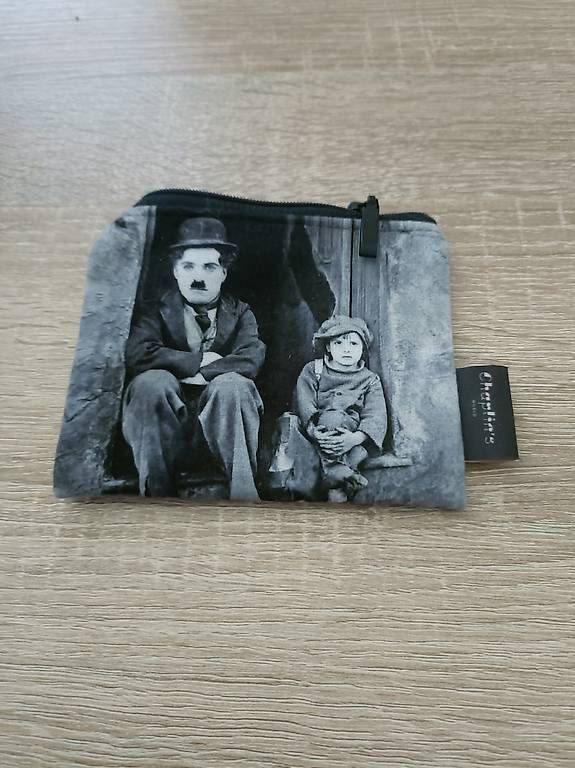 Altro in  Abbigliamento & Accessori: Charlie Chaplin kleine Geld Etui  – Usato da Bellach venduto da Swisslady_1960