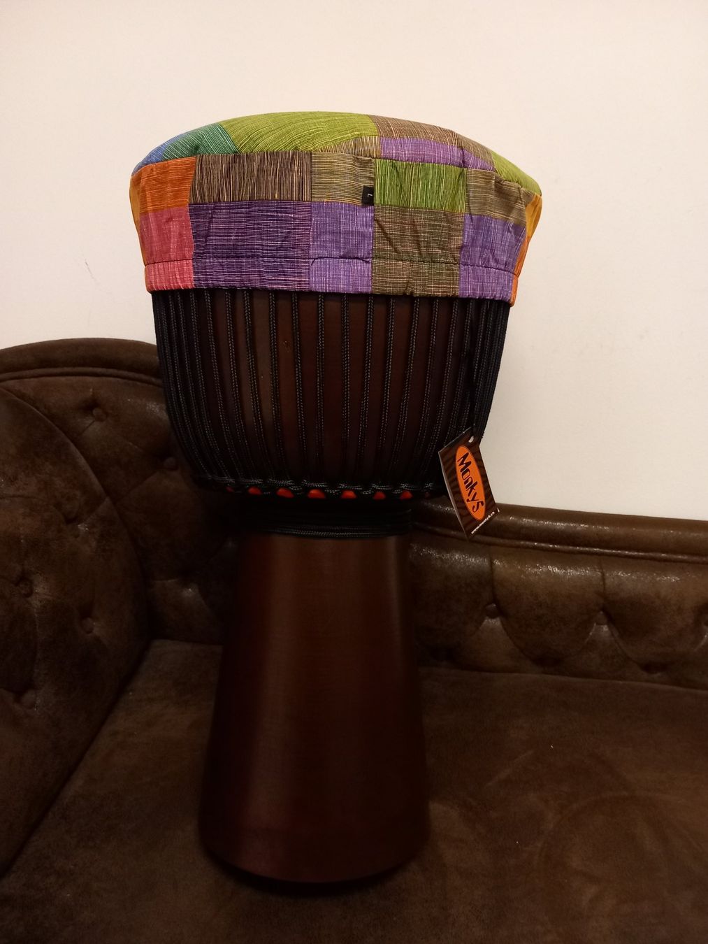 Strumenti musicali: Djembe Höhe 60cm; Durchmesser 30 cm - NEU – Nuovo (secondo la descrizione) da Zwillikon venduto da Ufo7 3