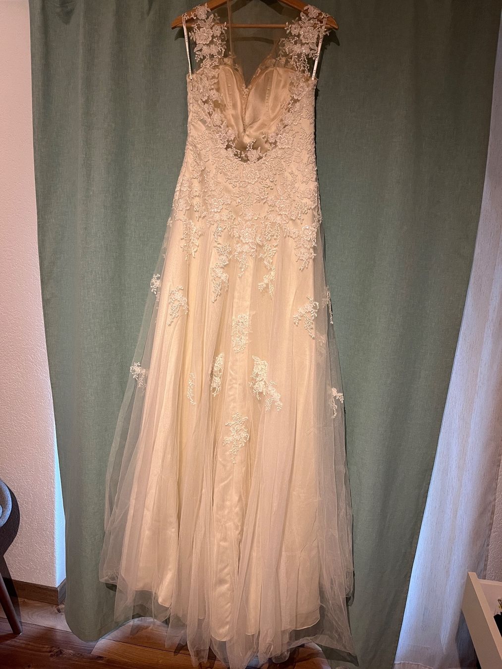 Vestiti: Hochzeitskleid Grösse 38 – Usato da Sarmenstorf venduto da jani91 8