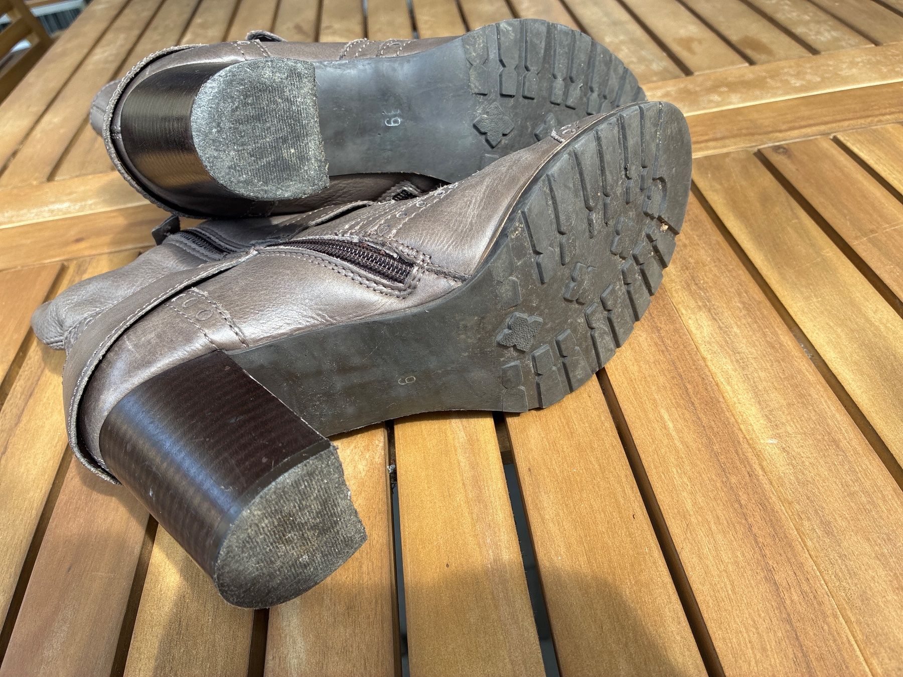 Damenschuhe: Stiefeletten Leder braun-grau Grösse 39 gebraucht – Gebraucht aus Guntershausen von Gloominati 2