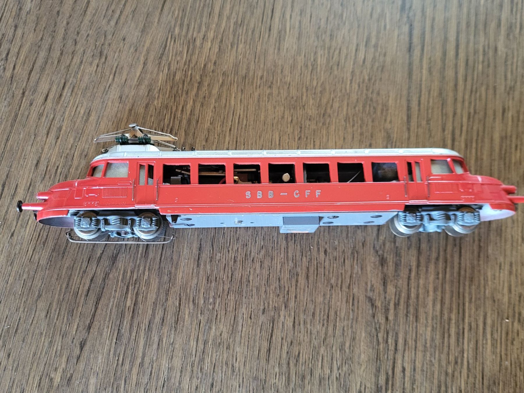 Hag Modellini di ferrovie: Hag Triebwagen "Roter Pfeil H0 defekt – Usato da Sonceboz-Sombeval venduto da ant_cd5j 1