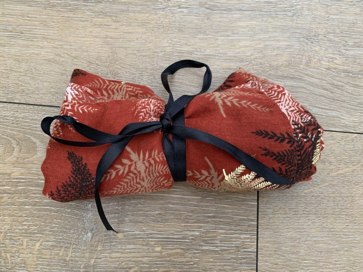 Foulard & Sciarpe: New stylish scarf – Nuovo e nell'imballaggio originale da Crans VS venduto da ann_q8b7
