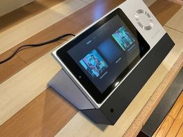 Bang & Olufsen BEOSOUND MOMENTS Top Internet MusicStreamer