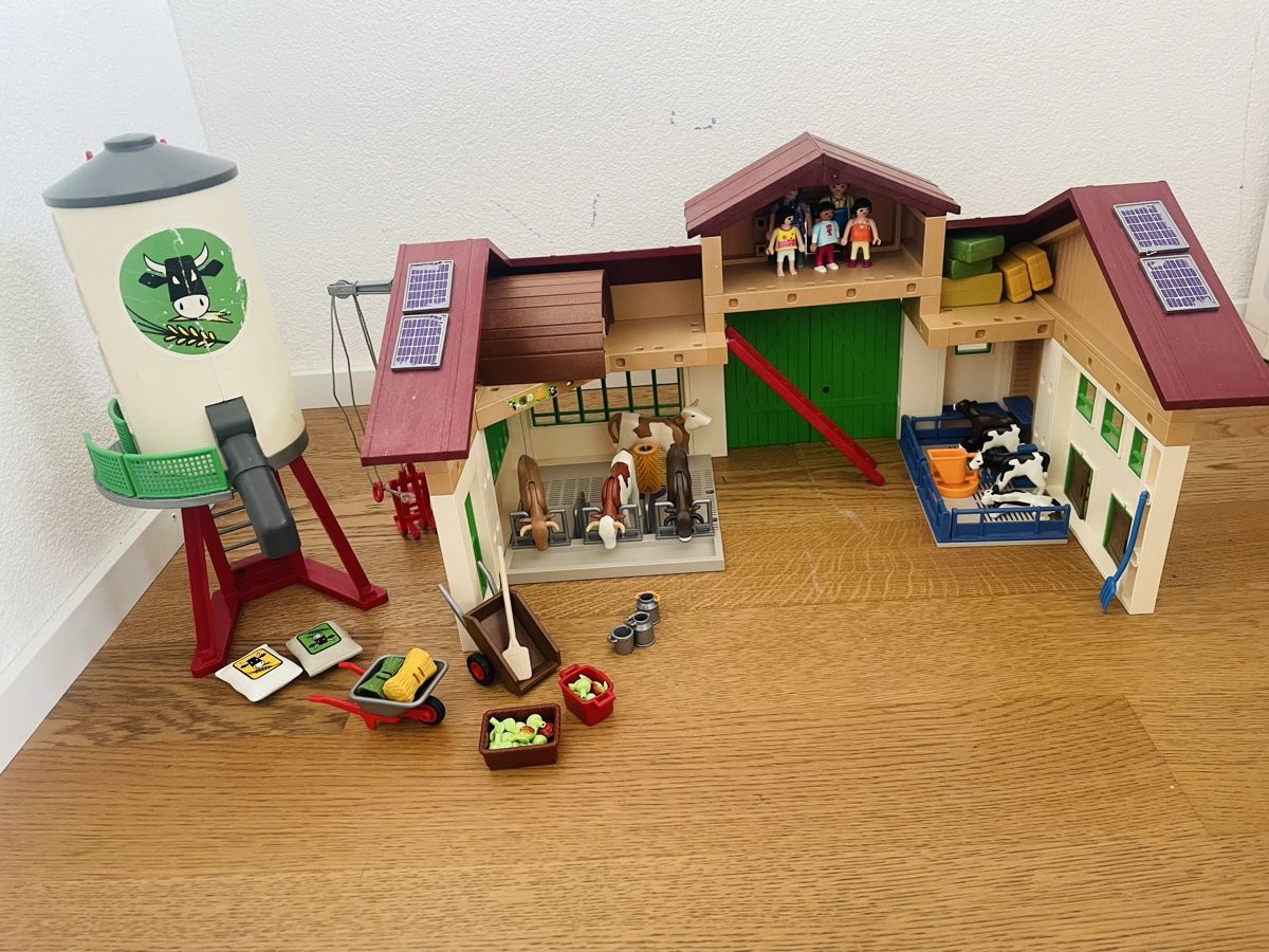 Playmobil Spielzeuge: Bauernhof Playmobil – Gebraucht aus Pfäffikon ZH von cor_m7qy 5