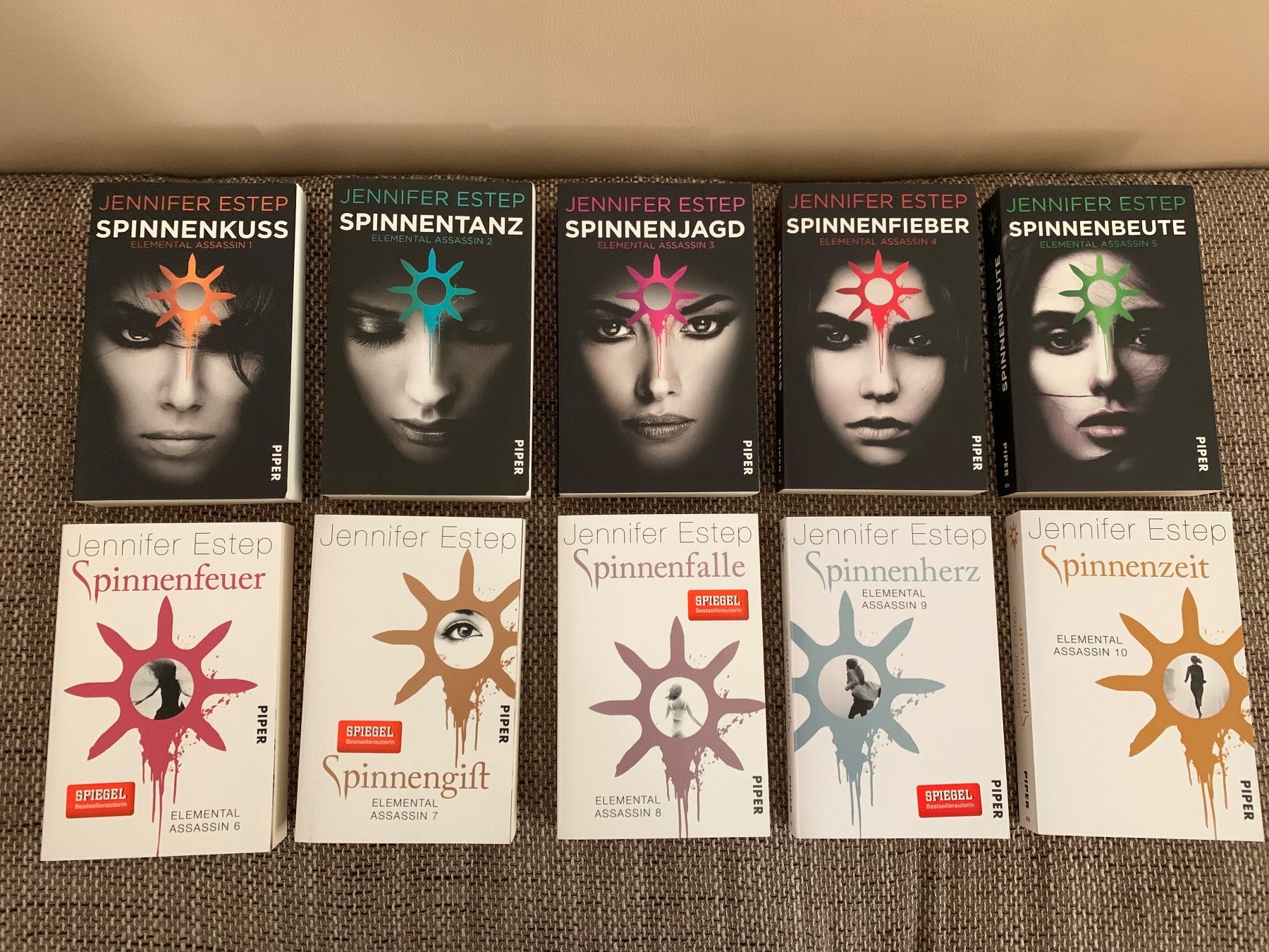 Libri: Jennifer Estep: Elemental Assassin 1-10, Deutsch – Usato da Windisch venduto da rhu_wd8q