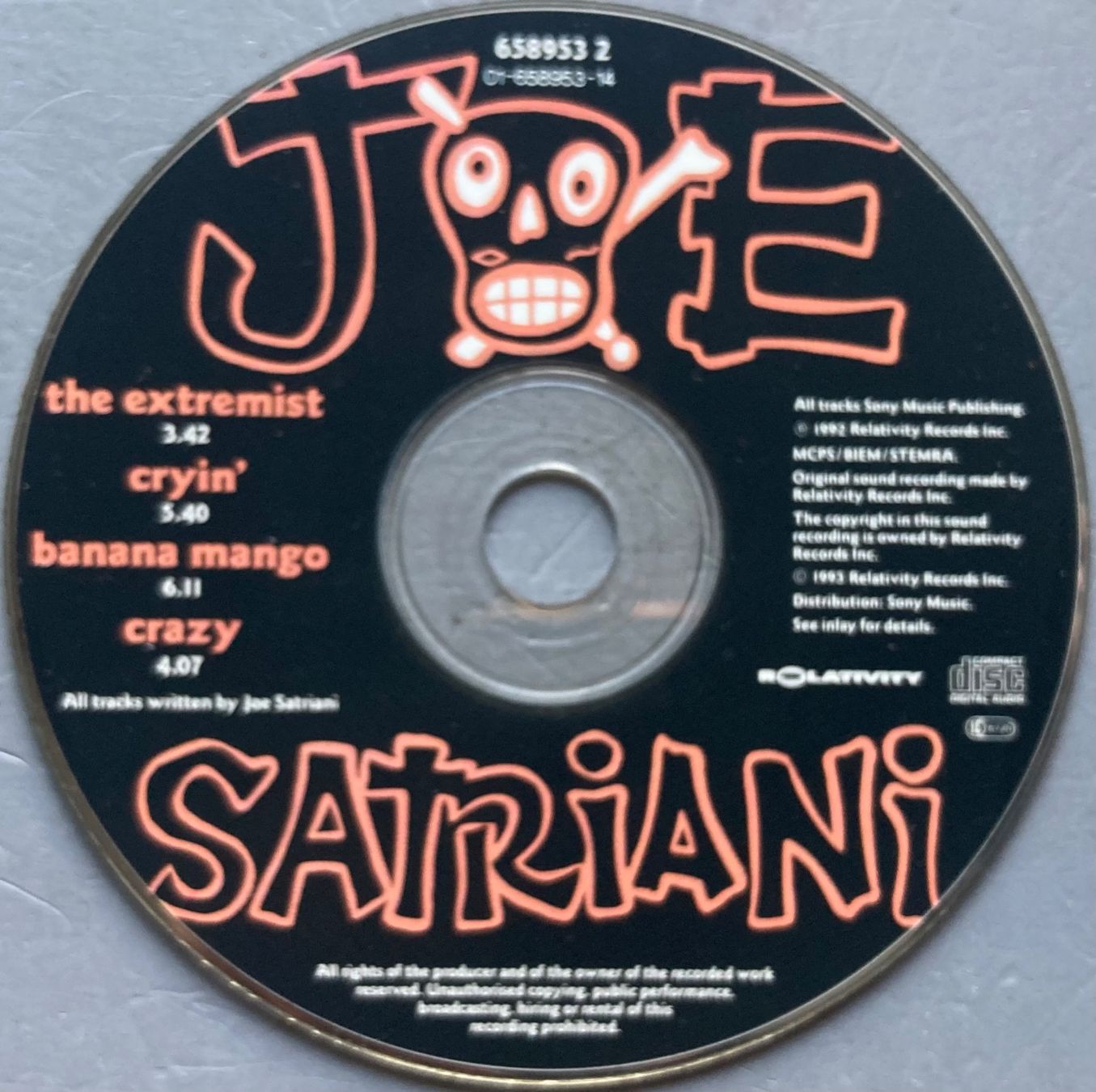 CDs: JOE SATRIANI - THE SATCH EP – Gebraucht aus Poliez-Pittet von Newtown-Records 1