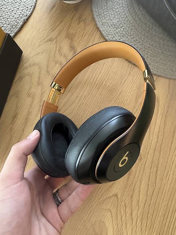 Cuffie: Original Beats Studio 3 Wireless ZML – Usato da Zürich venduto da ili_s2pk 2