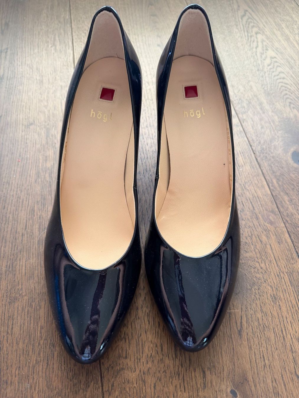 Högl Scarpe da donna: Högl Pumps Lackleder Schwarz Gr. 39 – Nuovo (secondo la descrizione) da Muttenz venduto da flowers04