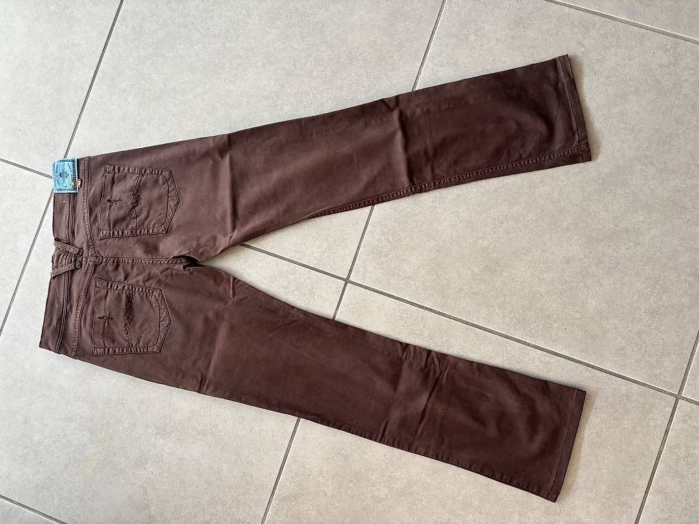 Jeans: Jeans Cimarron marron neuf T36 – Neu (gemäss Beschreibung) aus Confignon von MVAR 1