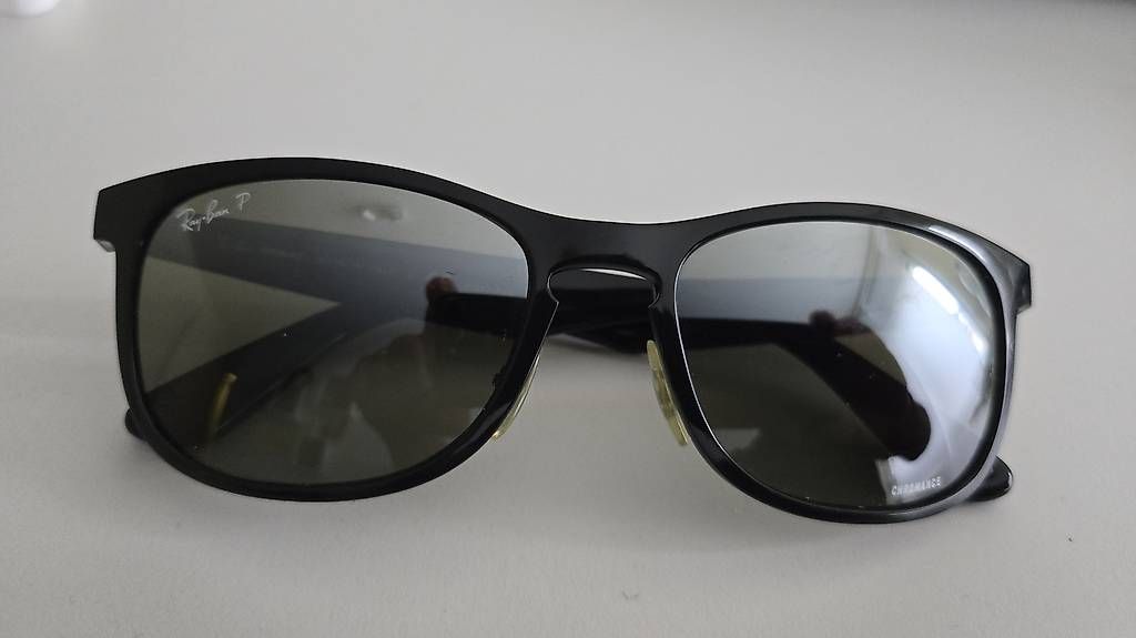 Occhiali & Lenti: Versch. Sonnenbrillen. Ray-Ban Polarized – Usato da Seuzach venduto da Ori7